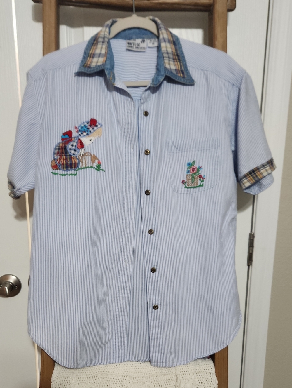 Vintage Striped Embroidered Short-Sleeve Button-Up Shirt